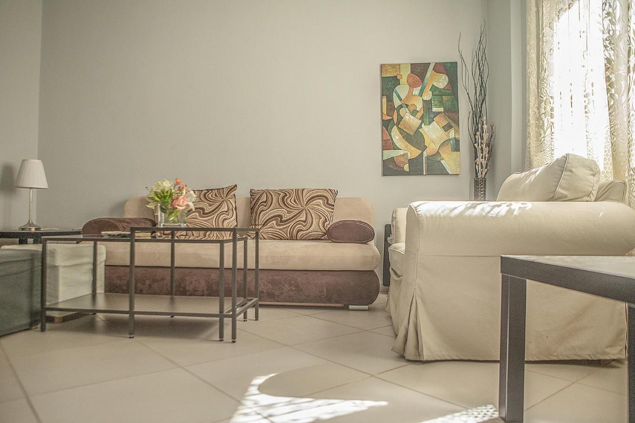 Spacious1 Bedroom Flat In The Heart Of Aten Exteriör bild